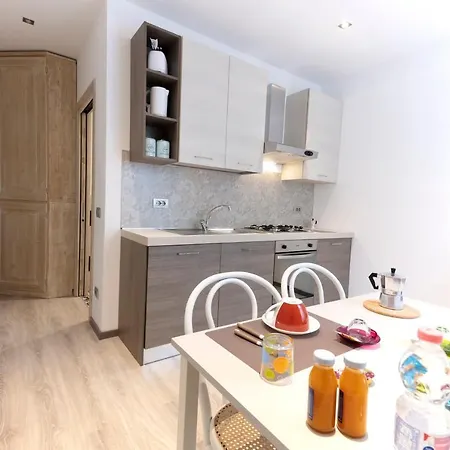 Lägenhet San Bernardino 19 *